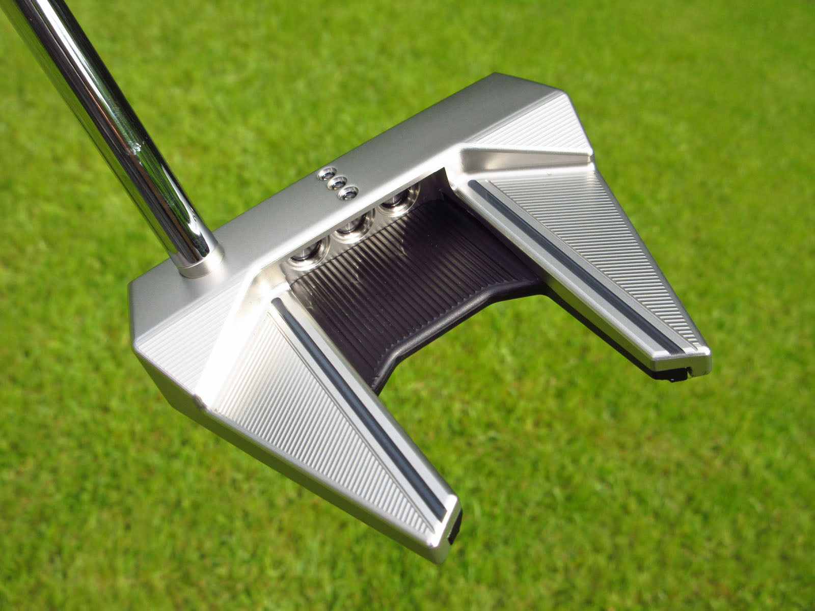 What to look for when buying a used golf putter | Next2NewGolf